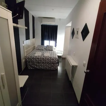 Cibeles 12 Guest house *